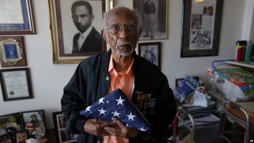 Black Us Soldiers Fighting On D Day Racism Back Home Talkpath News
